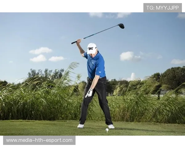 队友变仇敌！足坛10对反目名场面，高尔夫球杆都用上了，足球高尔夫是什么意思